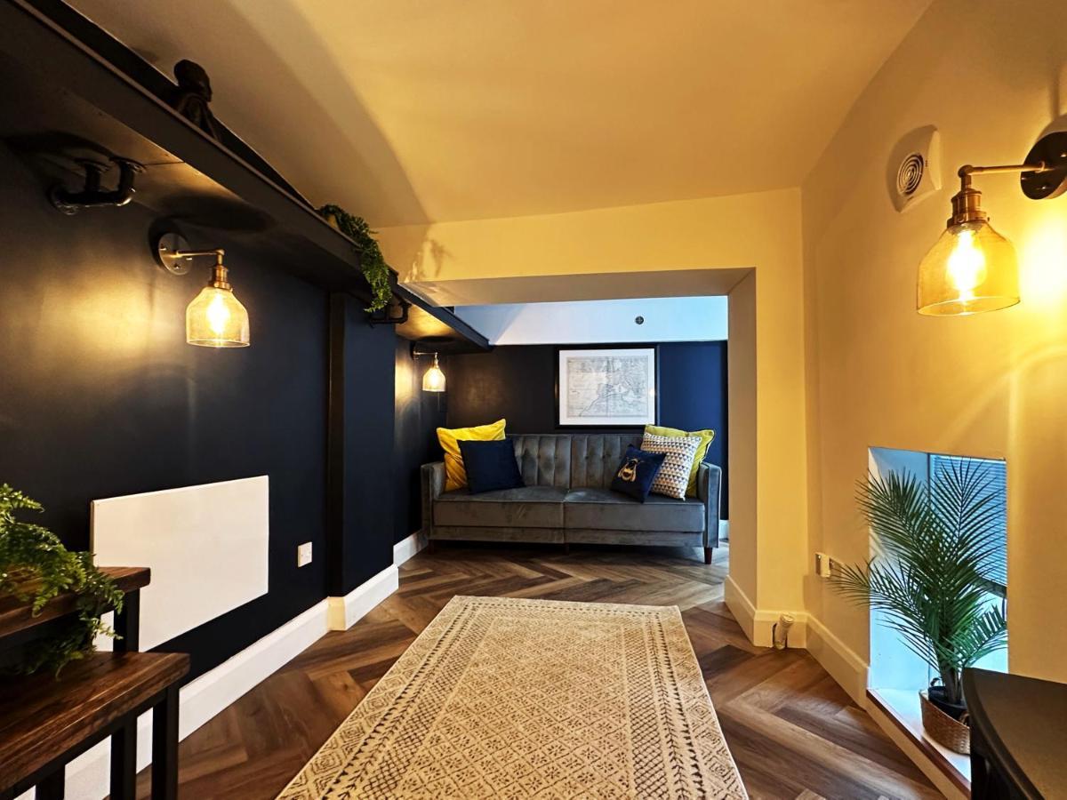 Liam Place Near Hyde Park - 1 Double Bed, 1 Sofa Bed, Spacious Apartment, Private Entrance Londra Dış mekan fotoğraf