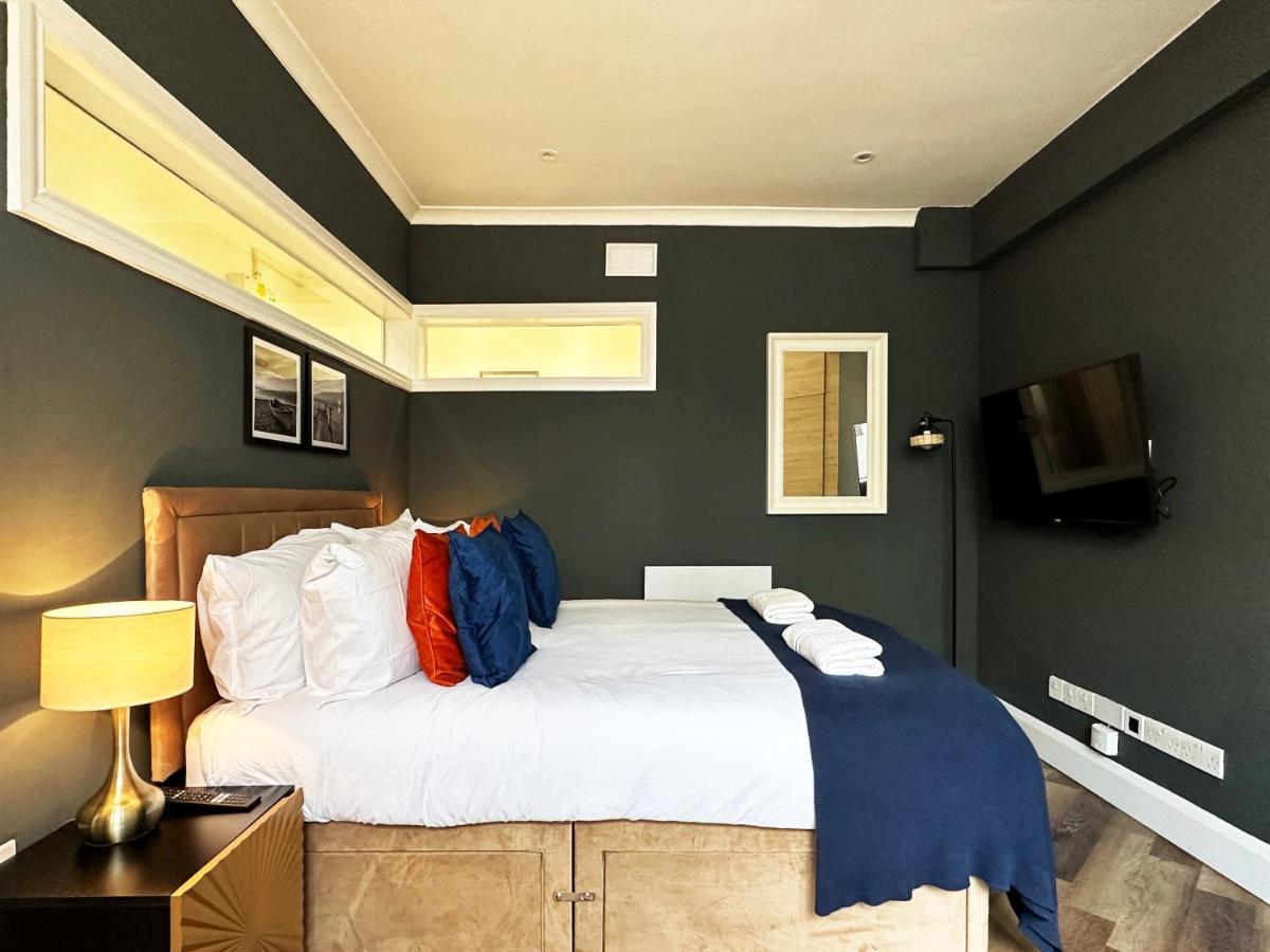 Liam Place Near Hyde Park - 1 Double Bed, 1 Sofa Bed, Spacious Apartment, Private Entrance Londra Dış mekan fotoğraf