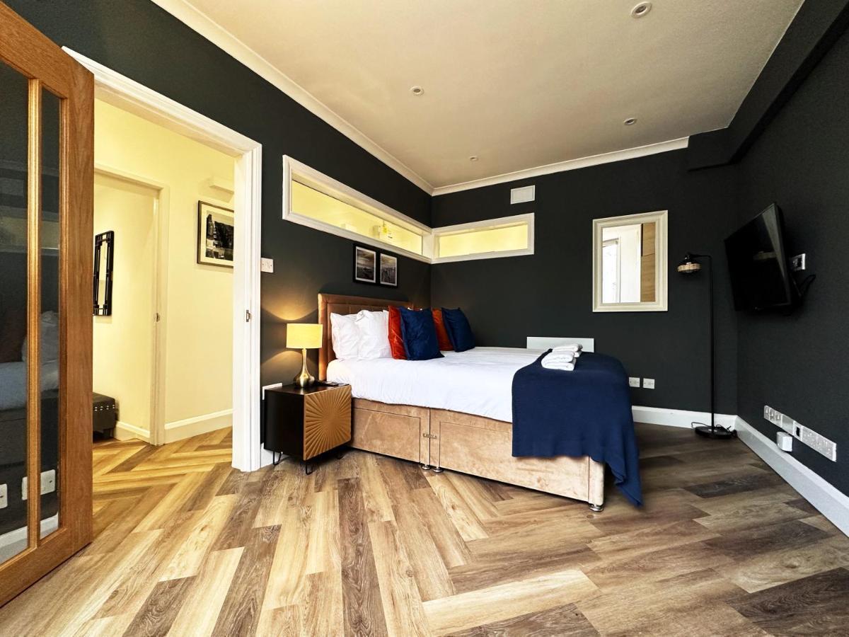Liam Place Near Hyde Park - 1 Double Bed, 1 Sofa Bed, Spacious Apartment, Private Entrance Londra Dış mekan fotoğraf