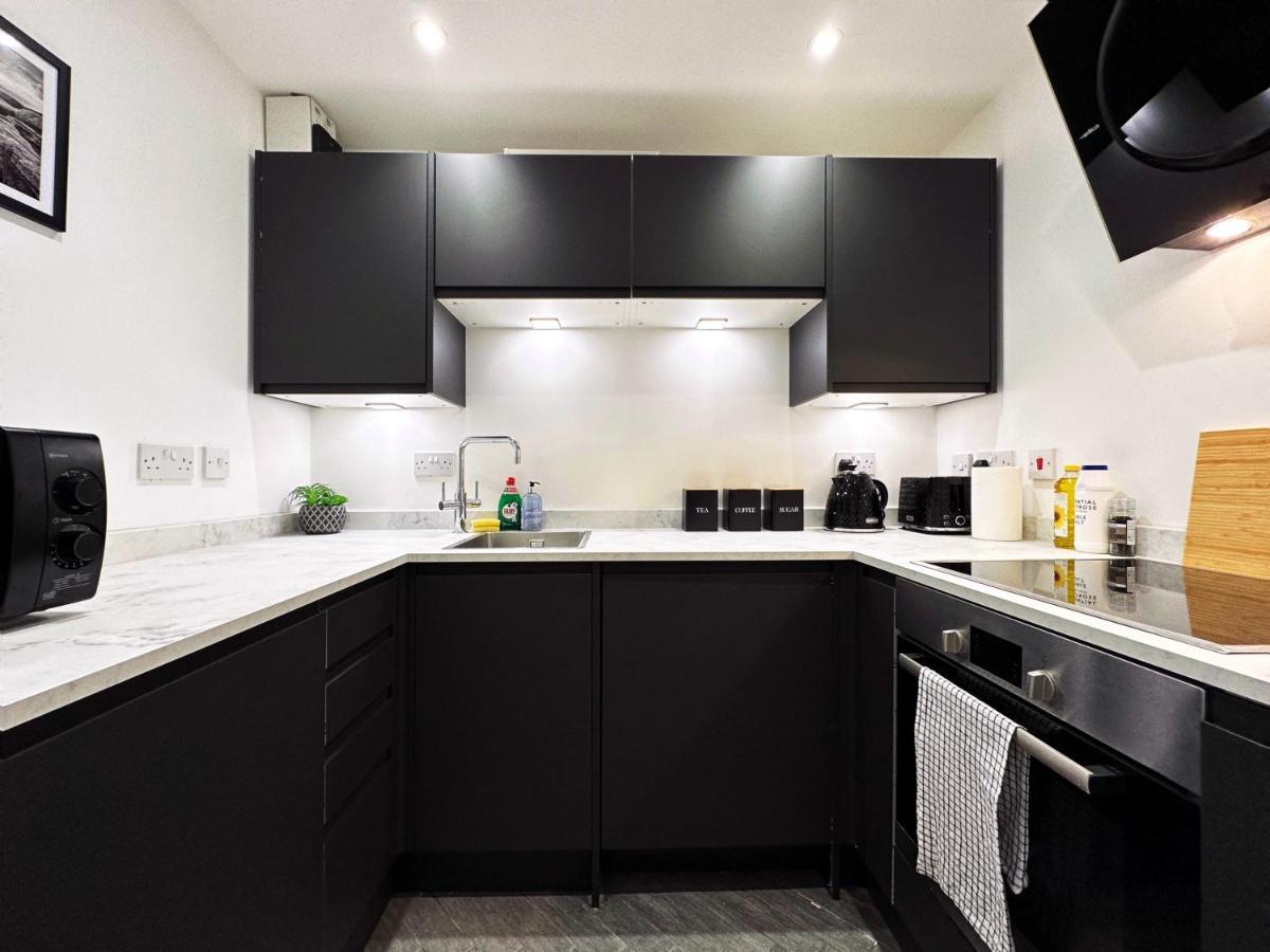 Liam Place Near Hyde Park - 1 Double Bed, 1 Sofa Bed, Spacious Apartment, Private Entrance Londra Dış mekan fotoğraf