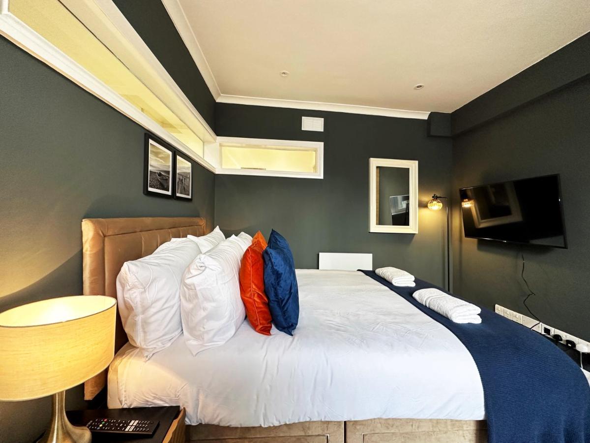 Liam Place Near Hyde Park - 1 Double Bed, 1 Sofa Bed, Spacious Apartment, Private Entrance Londra Dış mekan fotoğraf